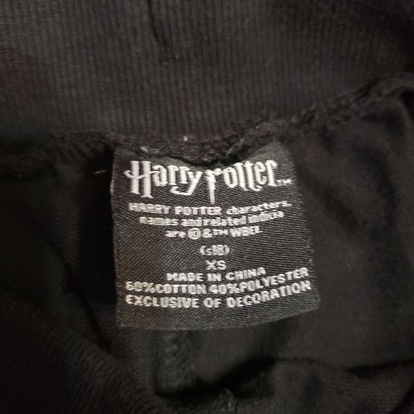 Harry potter sequin black jogger size XS - Picture 7 of 7